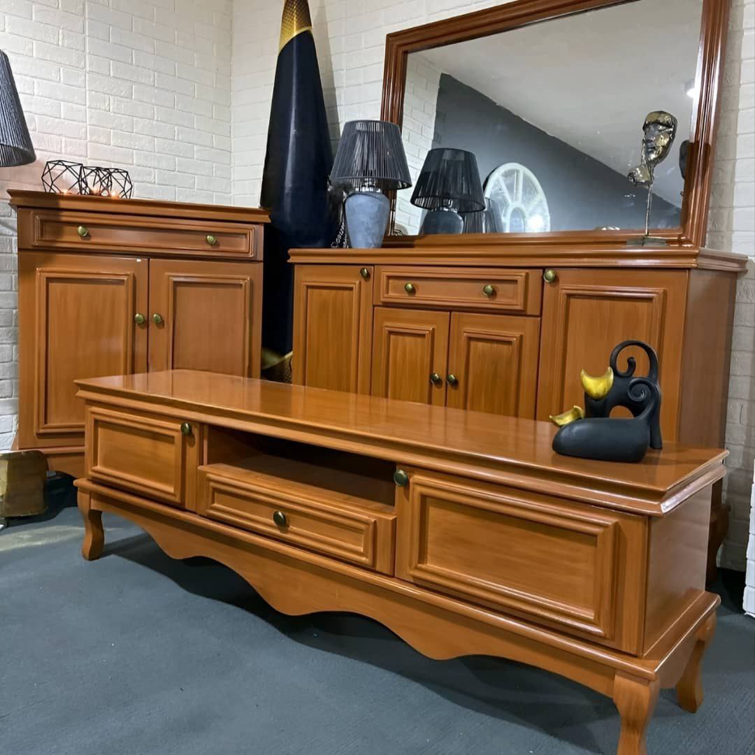 photo_2024-09-14_05-58-03 ست میز کنسول و میز تی وی و جاکفشی رنگی مدل ویکتوریا - Image 1