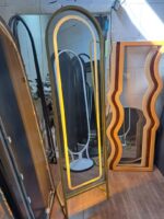 اینه ایستاده مدل پایه نیمه نئون دار - Image 2