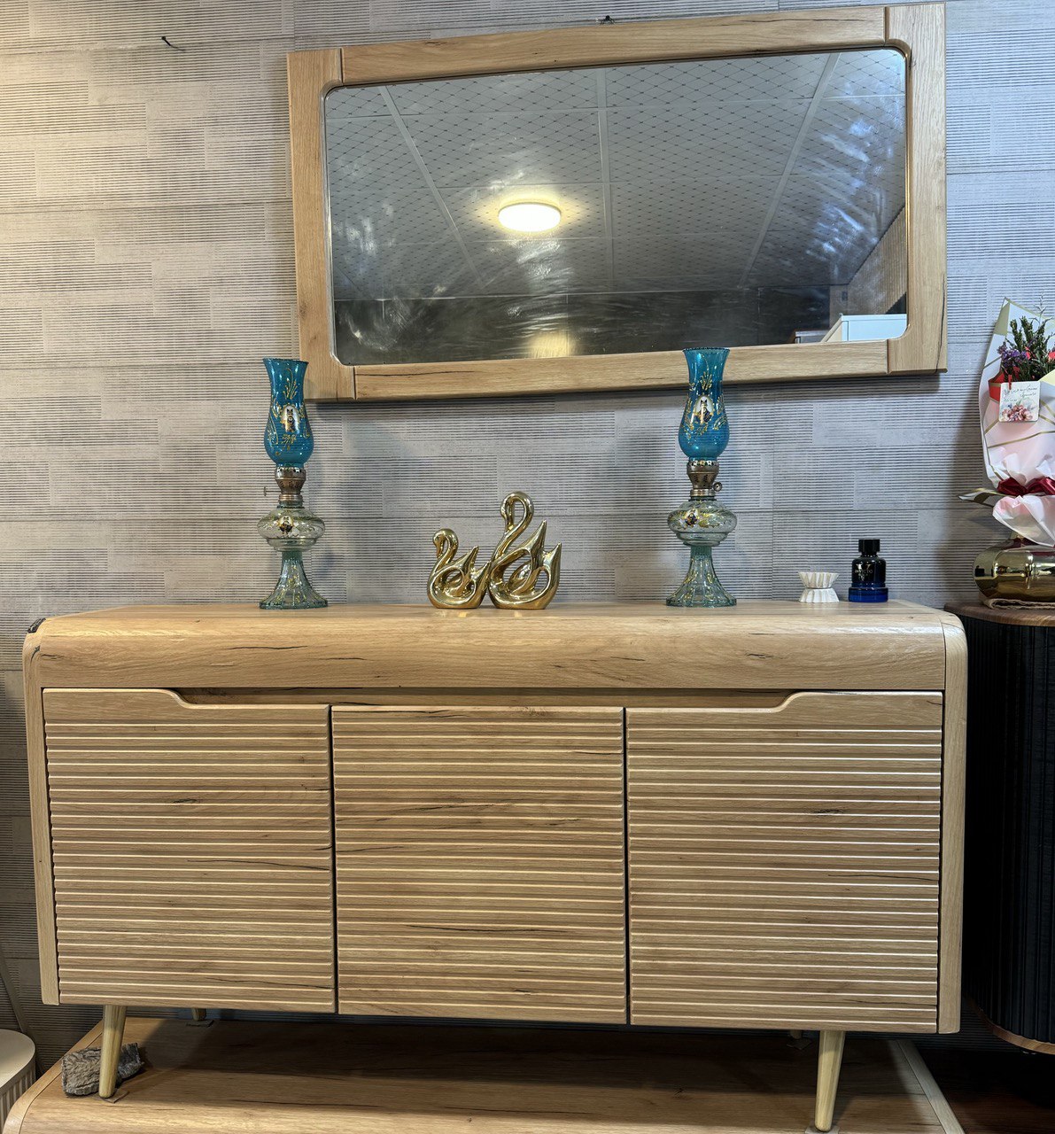 photo_2024-10-15_05-01-02 کنسول مدل درنا - Image 1