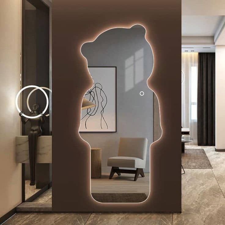 photo_2024-11-06_01-37-10 اینه ایستاده دفرمه نئون دار مدل تدی - Image 1