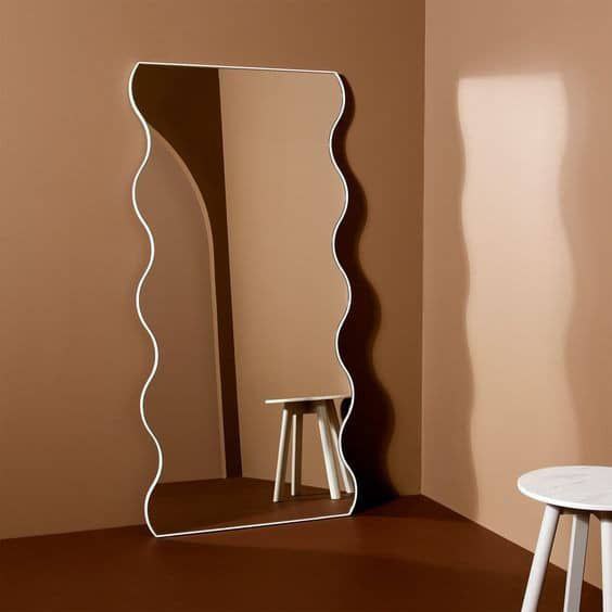 photo_2024-11-06_01-37-12 اینه ایستاده دفرمه مدل موج - Image 1