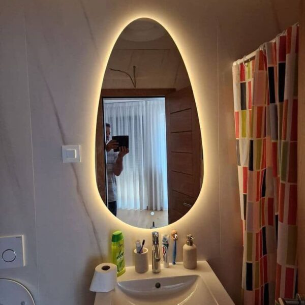 اینه ایستاده دفرمه نئون دار مدل تخم مرغی