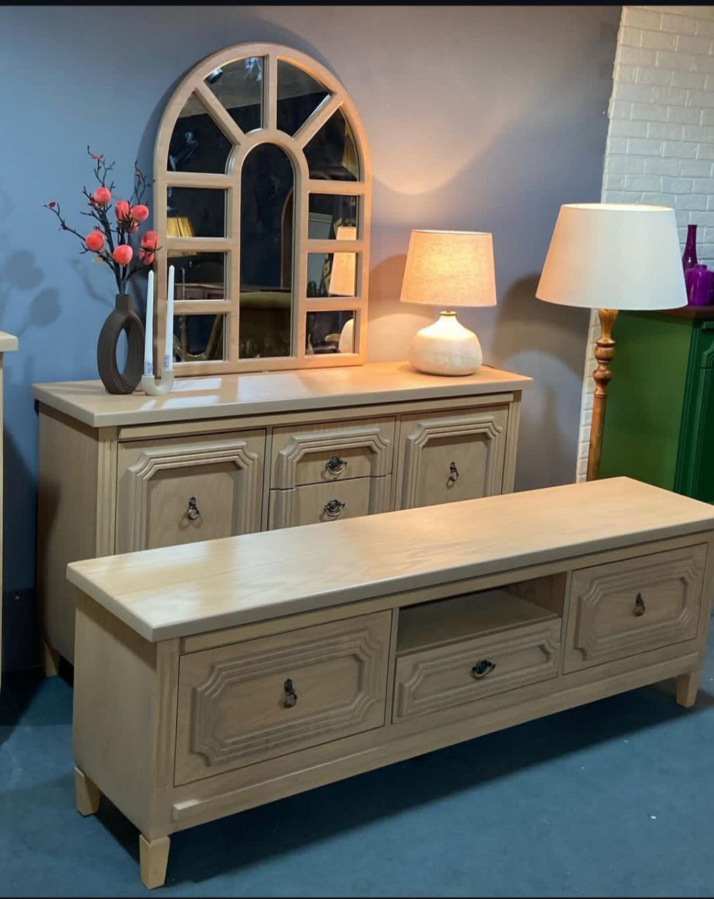 photo_2025-02-10_13-16-49 ست اینه کنسول و میز تی وی رنگی مدل پرنسس - Image 1