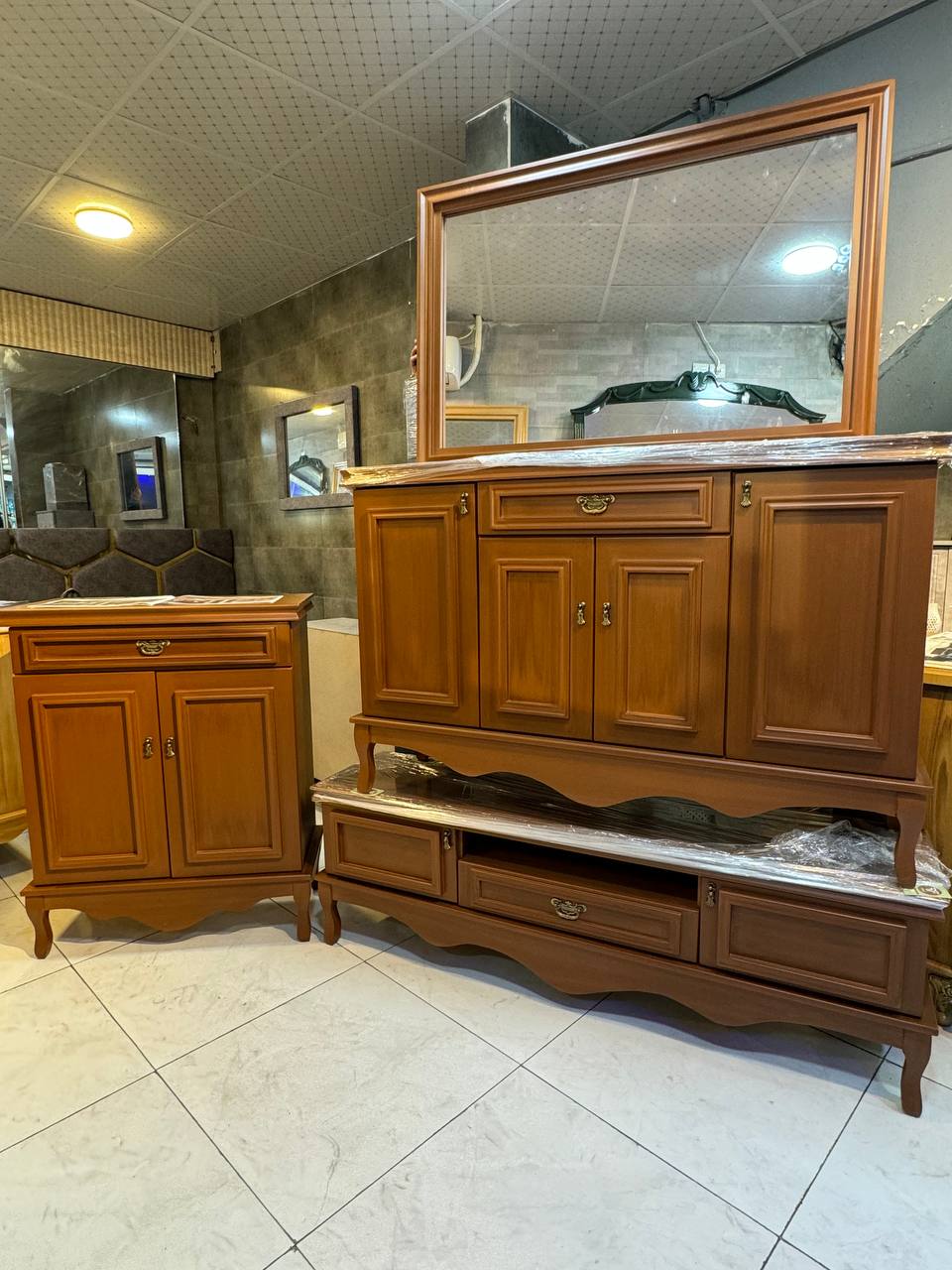 photo_2025-02-10_13-17-49 میز تی وی کنسول و جاکفشی مدل دریا - Image 1