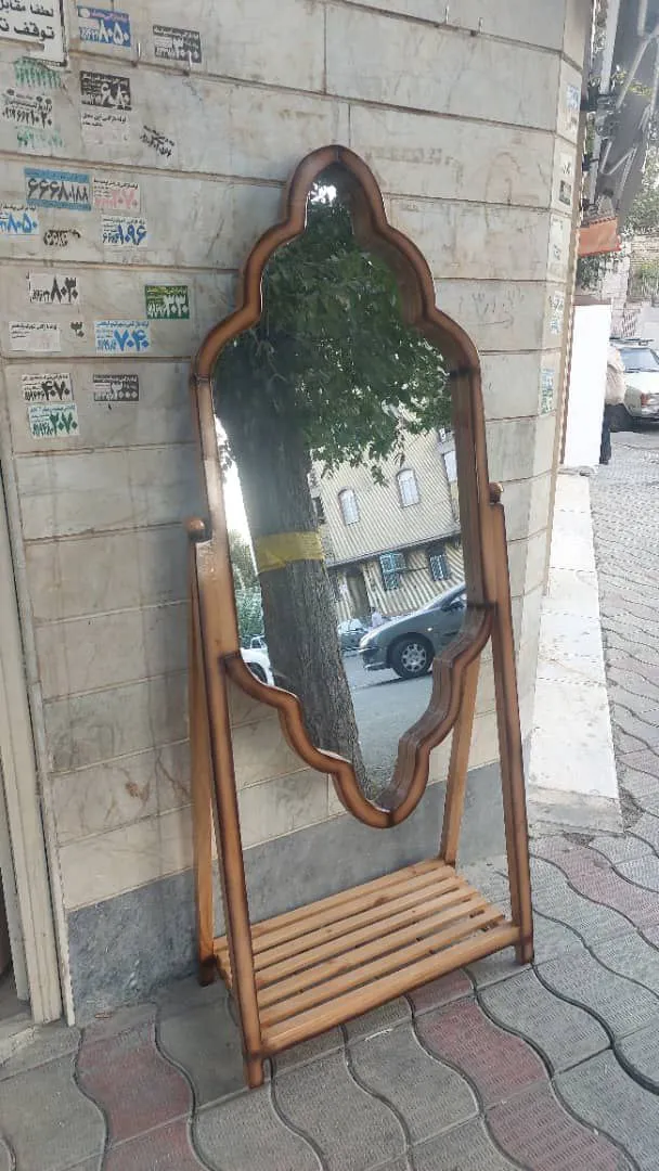 اینه ایستاده مدل بیضی باکس دار اینه ایستاده مدل بیضی باکس دار