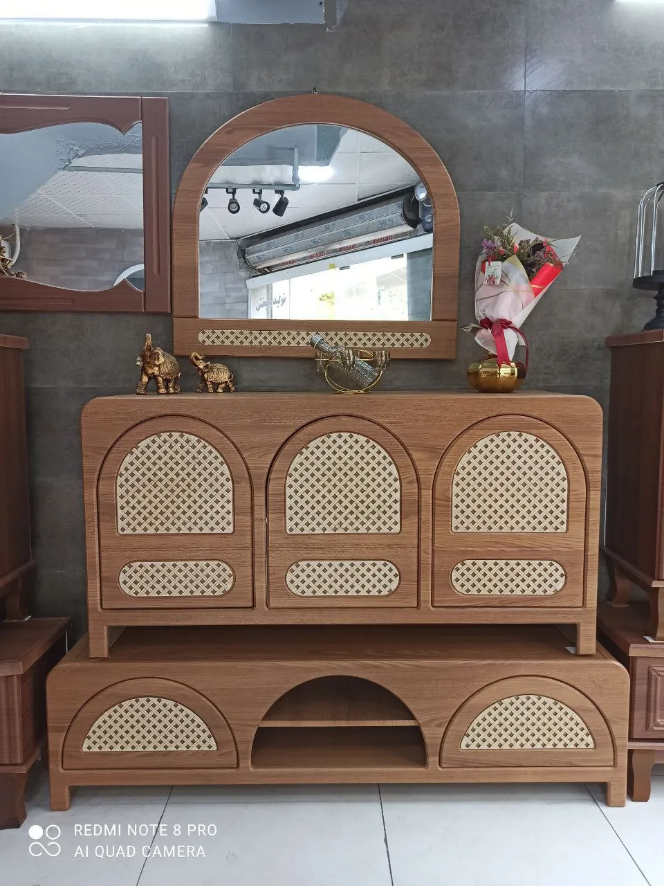 ست میزتلویزیون و اینه کنسول مدل 2000 ست میزتلویزیون و اینه کنسول مدل 2000