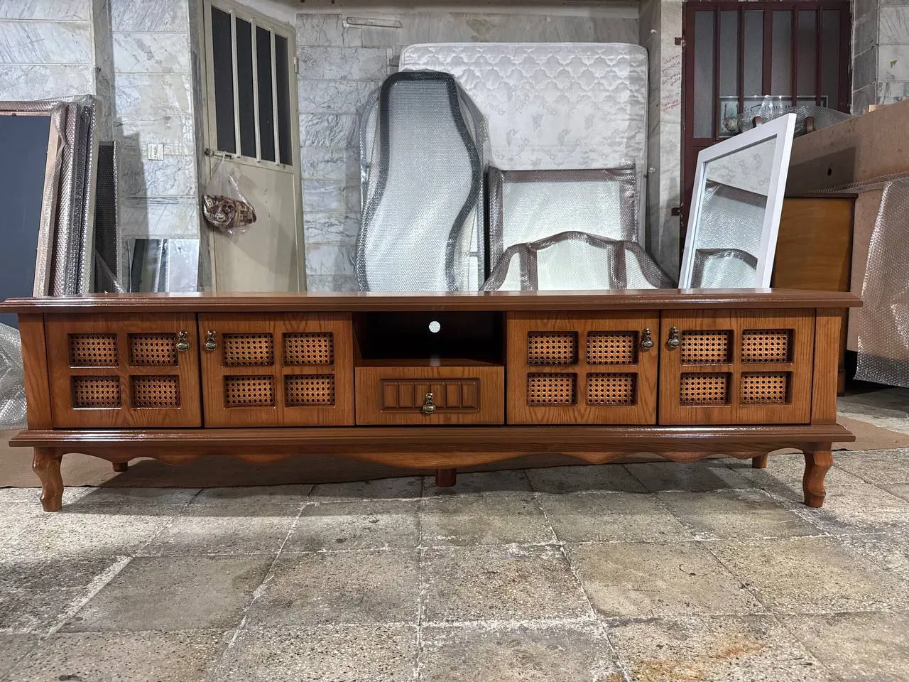 میزتلویزیون مدل دلبر میزتلویزیون مدل دلبر