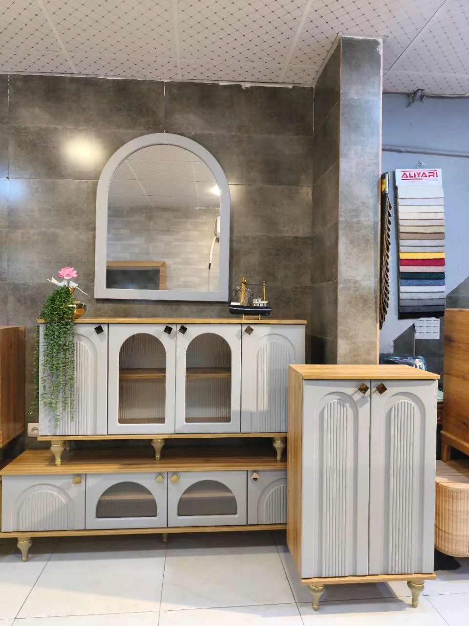 ست میز تلویزیون اینه کنسول و جاکفشی مدل شیشه خور ست میز تلویزیون اینه کنسول و جاکفشی مدل شیشه خور