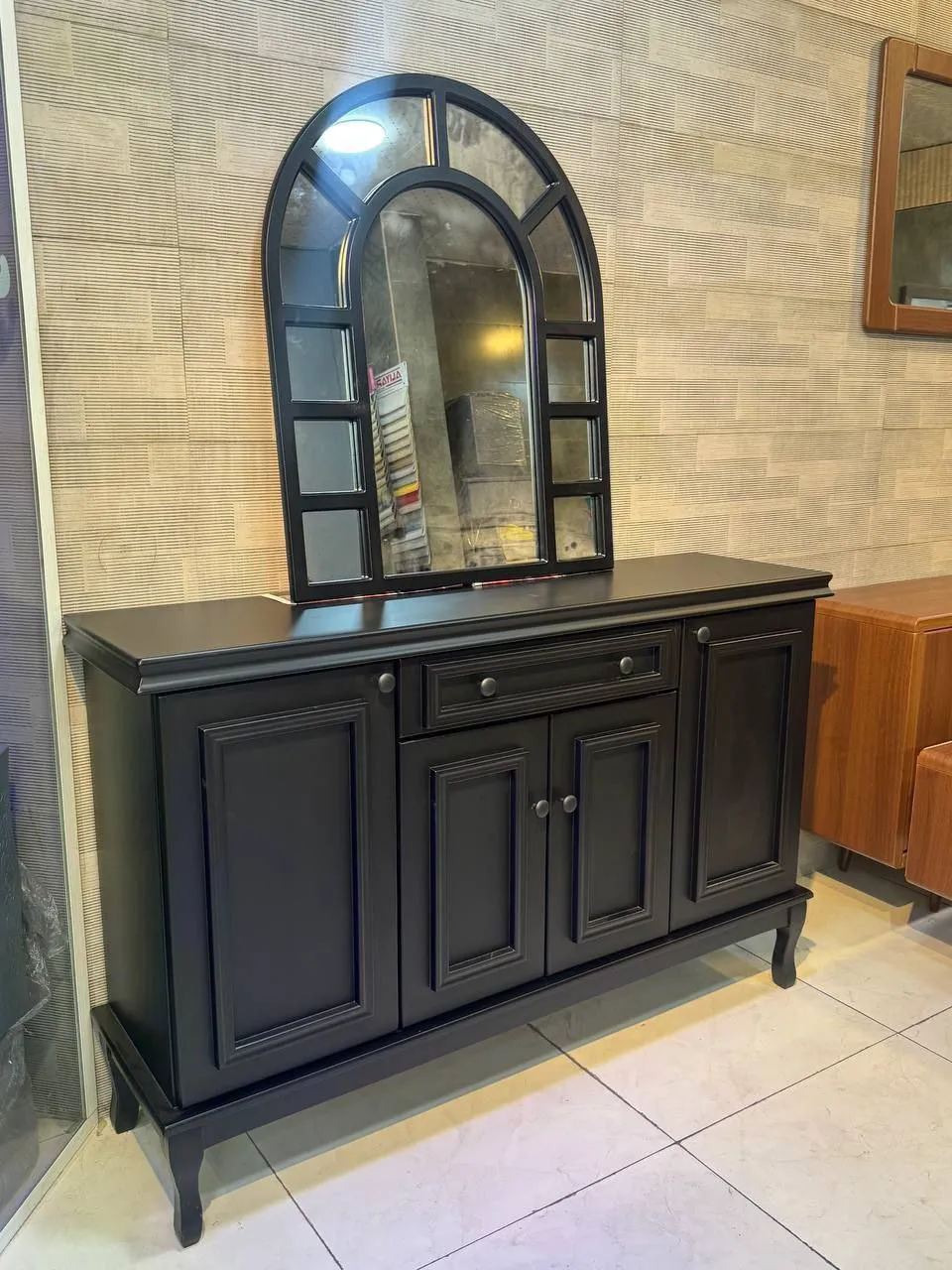 اینه کنسول مدل ویکتوریا ۳۰۰۰ اینه کنسول مدل ویکتوریا ۳۰۰۰